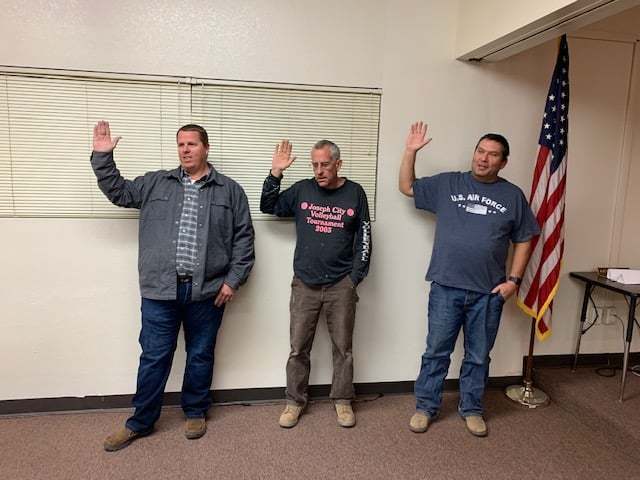 Three board members were sworn in last night at the board meeting. Thanks to Andrew Bushman, Karsten Flake, and Eldon Larsen for their willingness to serve the school and the community.
